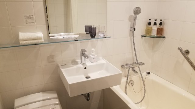 ホテルフォルツァ金沢のバスルーム